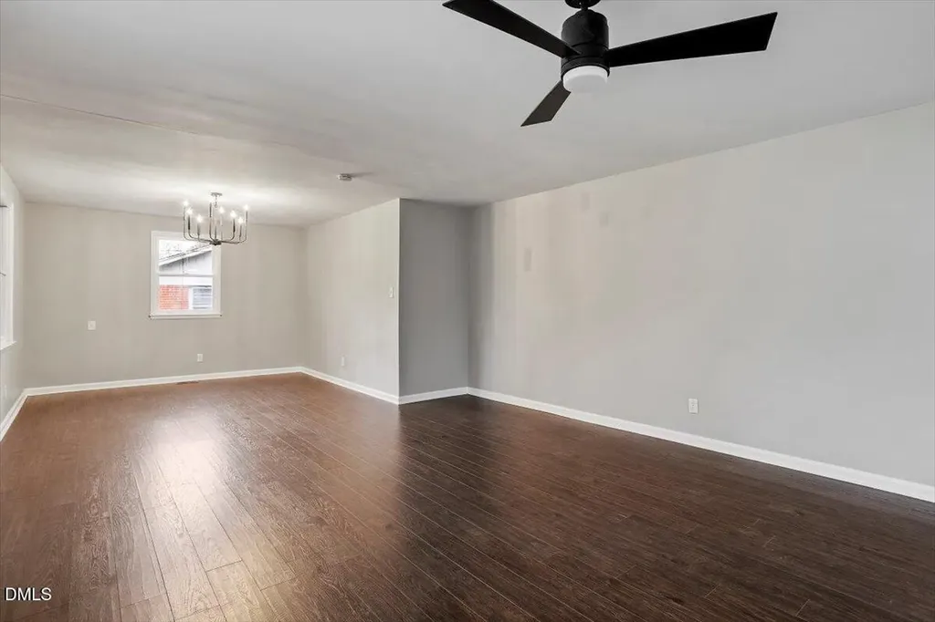 816 Peyton Street Raleigh NC 27610