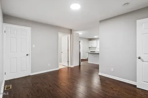 816 Peyton Street Raleigh NC 27610