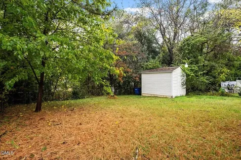 816 Peyton Street Raleigh NC 27610