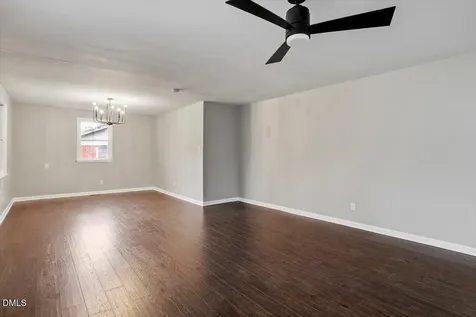 816 Peyton Street Raleigh NC 27610