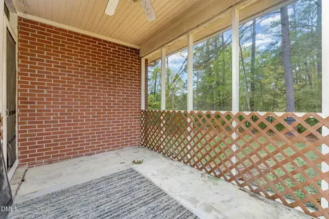 1612 Lynne Avenue Henderson NC 27536