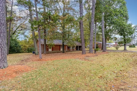 1612 Lynne Avenue Henderson NC 27536