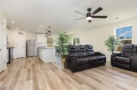 102 Cultivar Street Oxford NC 27565