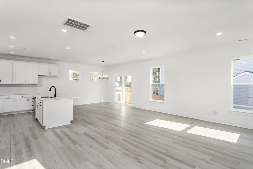 3500 Mount Court Raleigh NC 27604