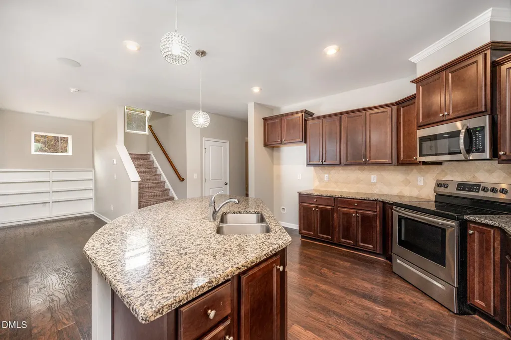 18 Dover Ridge Court Chapel Hill NC 27517