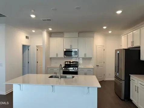 1033 Red Finch Way Angier NC 27501
