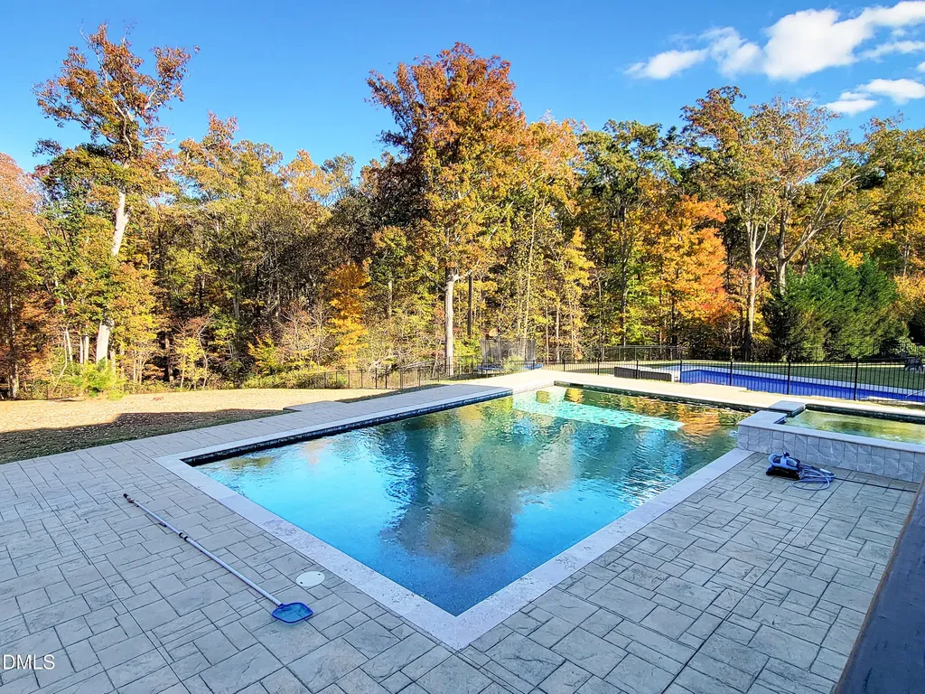 3320 Heathrowe Grove Court Fuquay Varina NC 27526