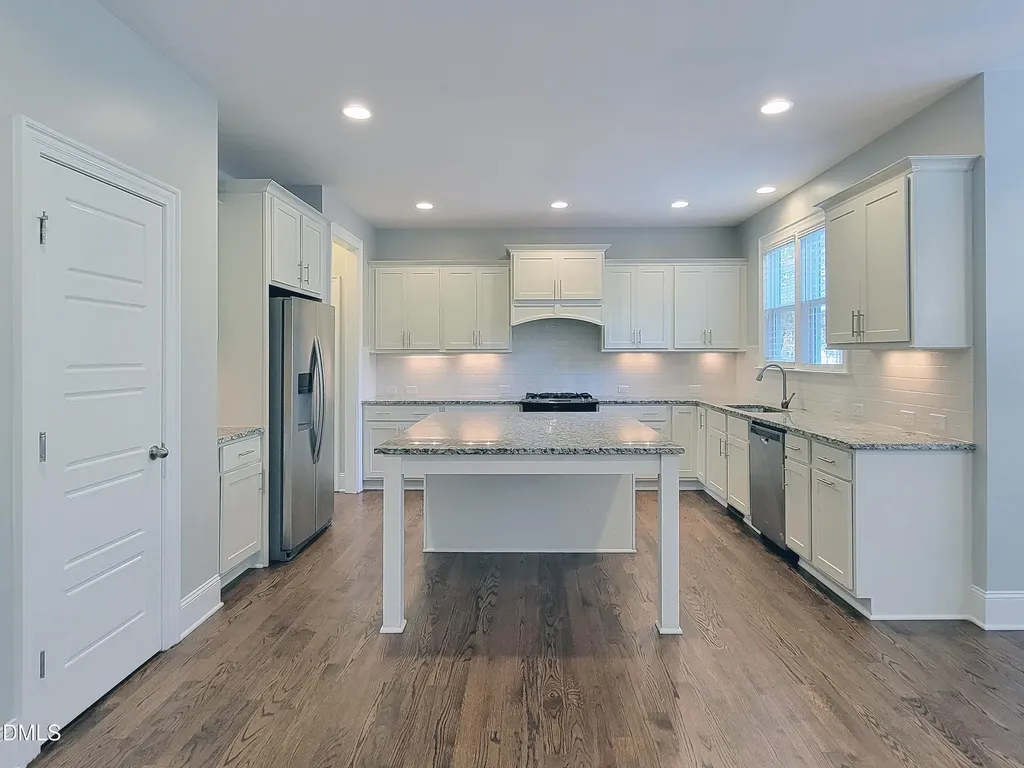 3320 Heathrowe Grove Court Fuquay Varina NC 27526