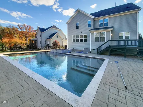 3320 Heathrowe Grove Court Fuquay Varina NC 27526