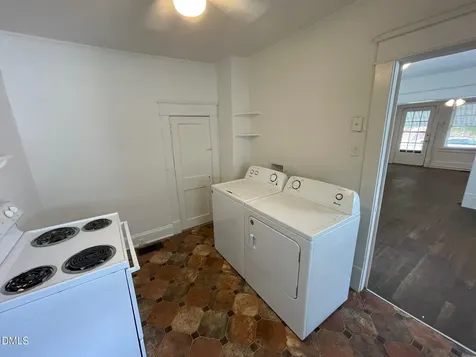 404 Chamberlain Street Raleigh NC 27607