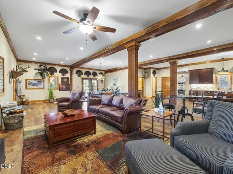 785 Glennie Irvin Road Semora NC 27343