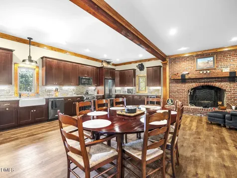 785 Glennie Irvin Road Semora NC 27343