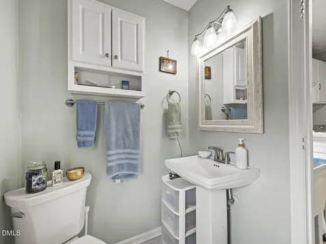 785 Glennie Irvin Road Semora NC 27343