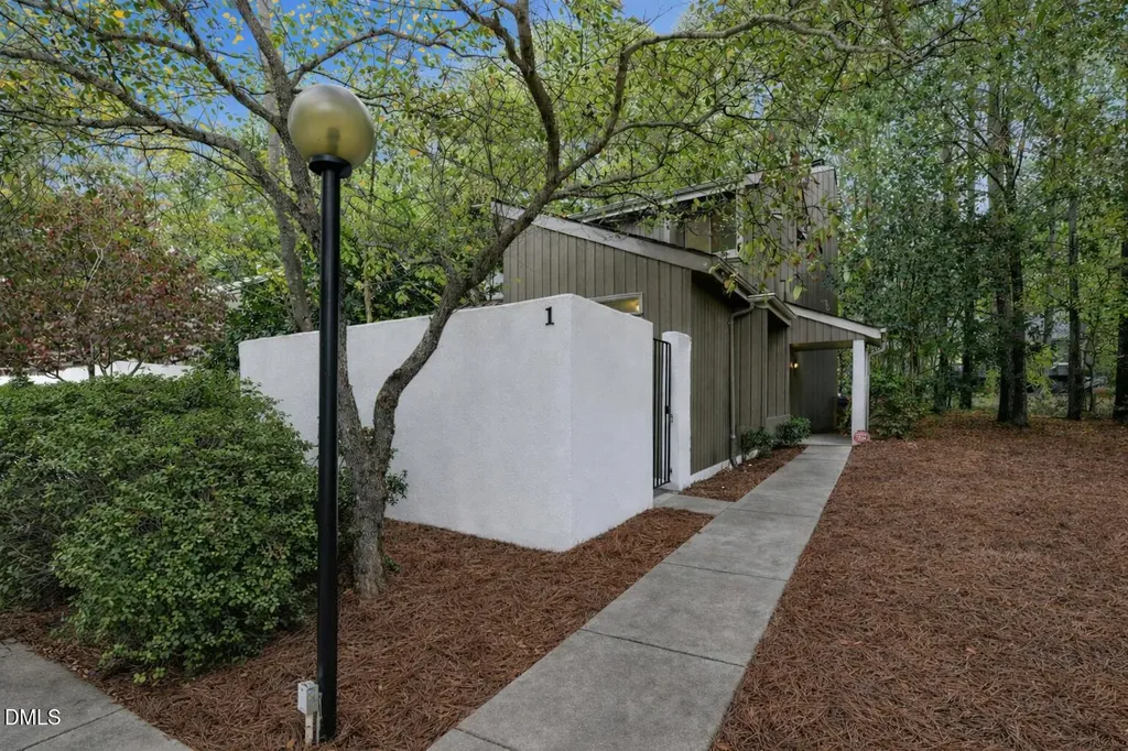 1 Vauxhall Place Chapel Hill NC 27517