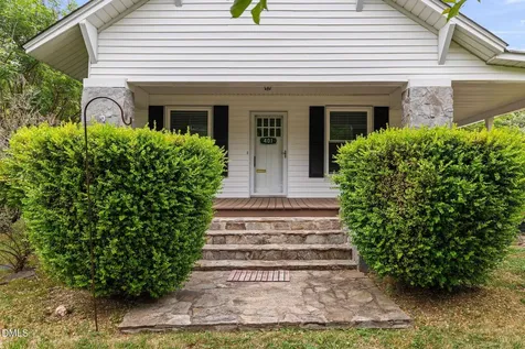 401 S Eighth Street Mebane NC 27302