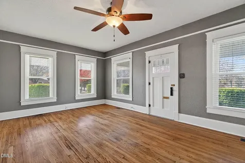 401 S Eighth Street Mebane NC 27302