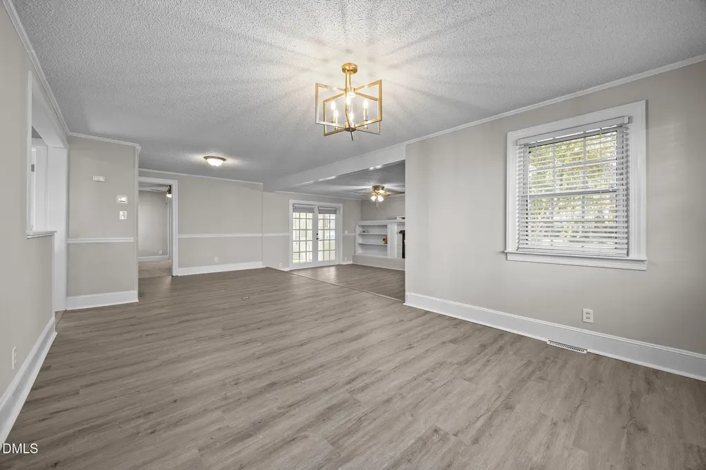 209 N Watauga Avenue Dunn NC 28334