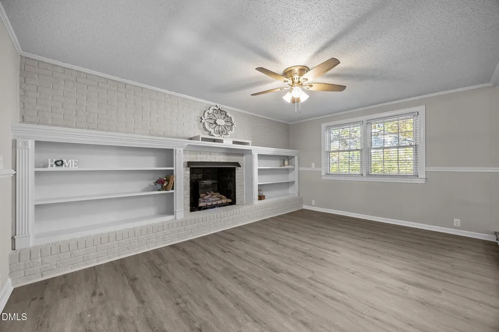 209 N Watauga Avenue Dunn NC 28334