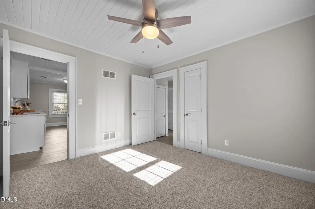209 N Watauga Avenue Dunn NC 28334