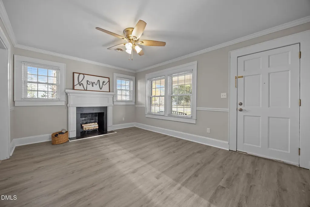209 N Watauga Avenue Dunn NC 28334