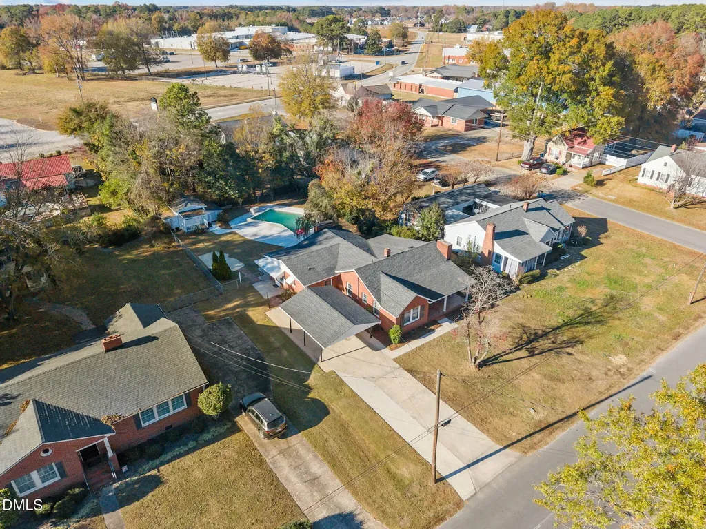 209 N Watauga Avenue Dunn NC 28334
