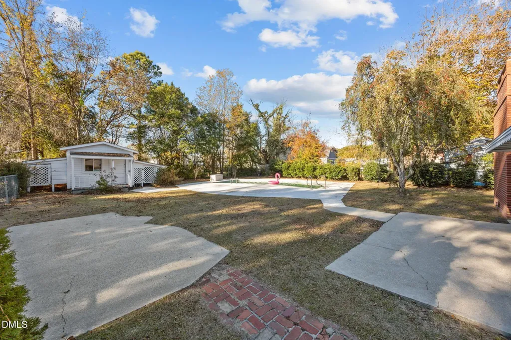 209 N Watauga Avenue Dunn NC 28334