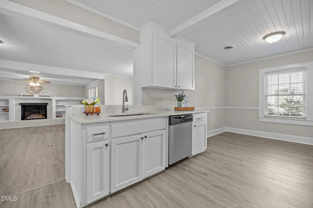 209 N Watauga Avenue Dunn NC 28334