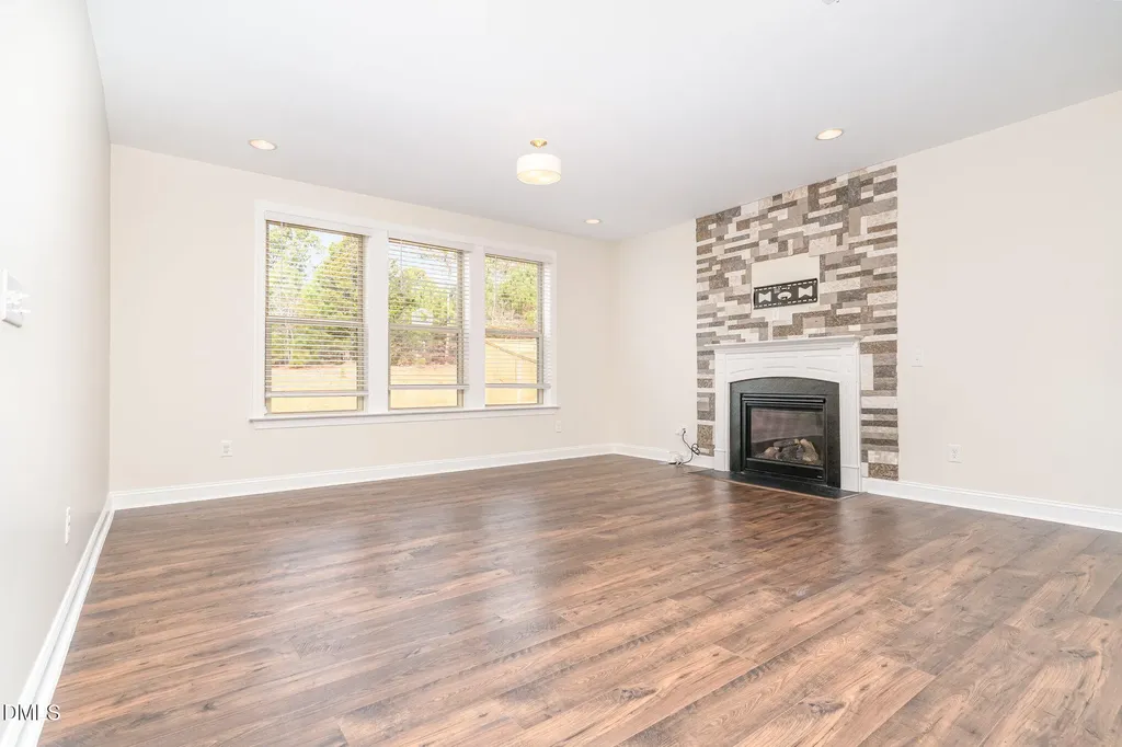 7225 Rex Road Holly Springs NC 27540