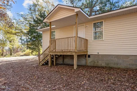 691-693 Boddie Street Henderson NC 27536