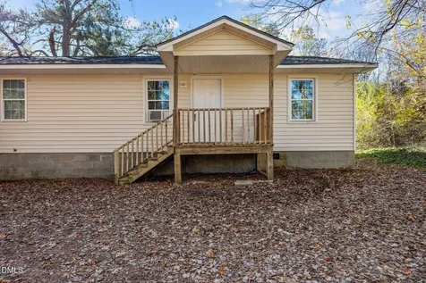 691-693 Boddie Street Henderson NC 27536