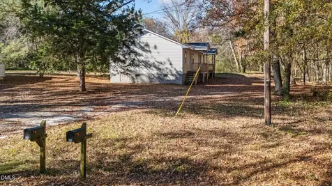 691-693 Boddie Street Henderson NC 27536