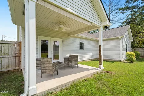 202 N 6th Street Erwin NC 28339