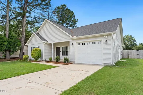 202 N 6th Street Erwin NC 28339