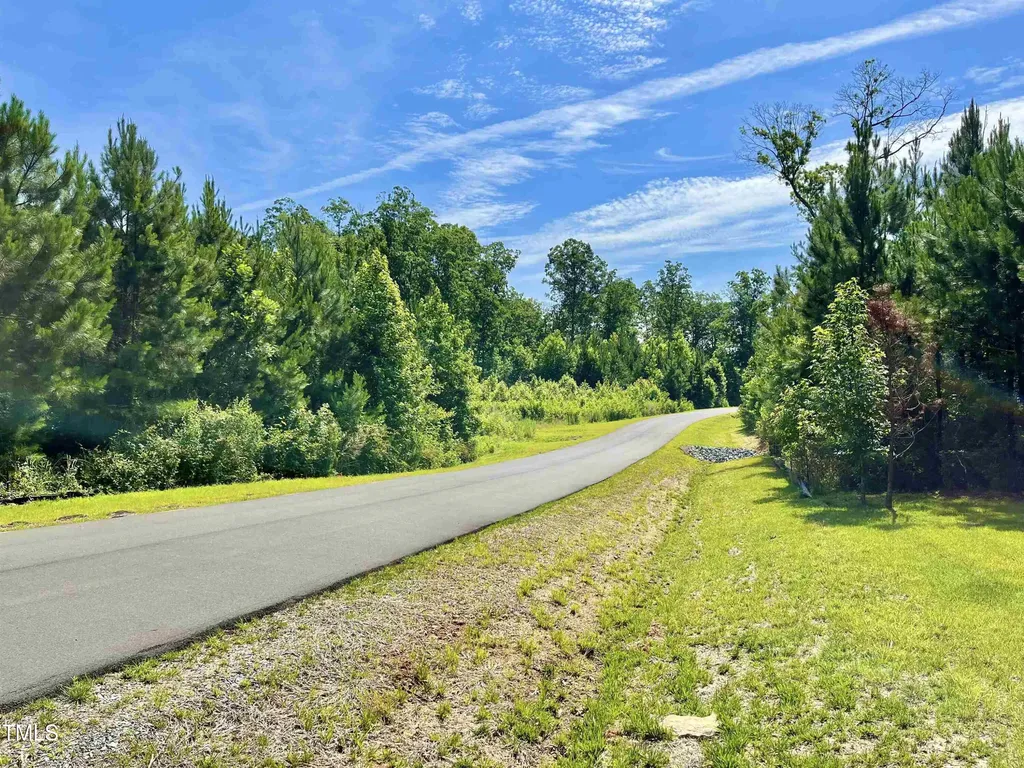 586 Poythress Road Chapel Hill NC 27516