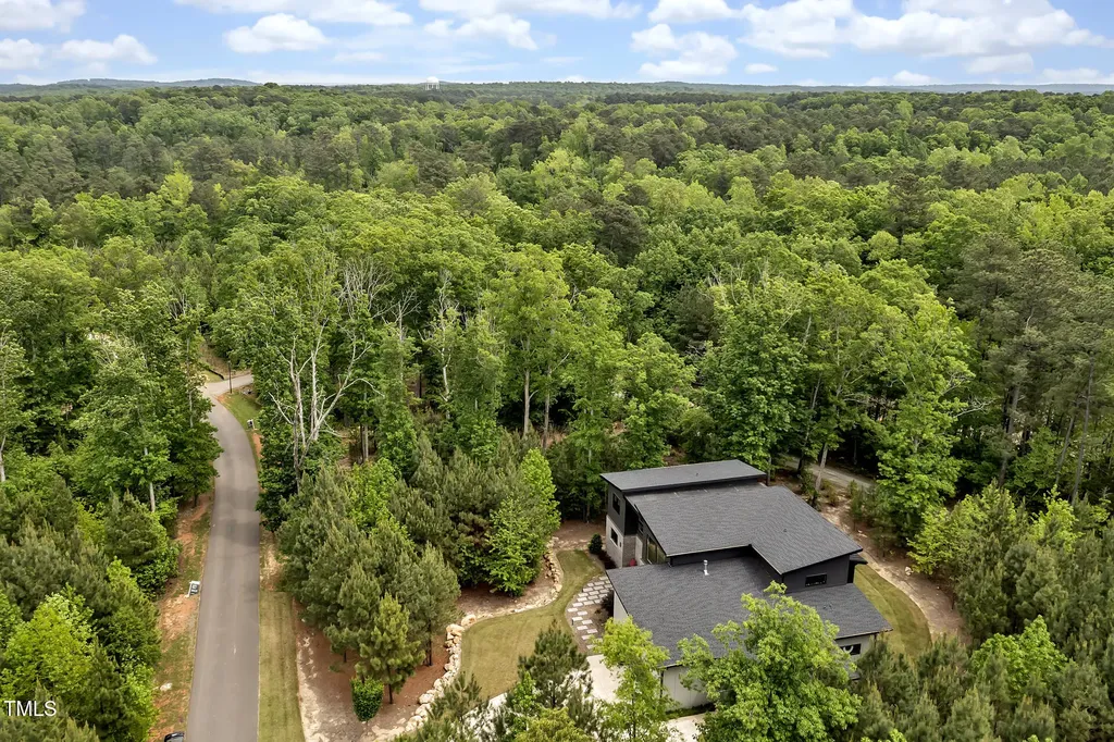 586 Poythress Road Chapel Hill NC 27516