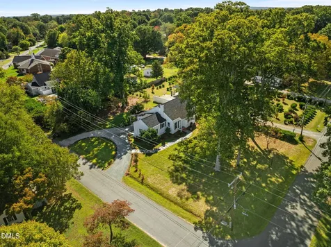 301 Trail One Burlington NC 27215
