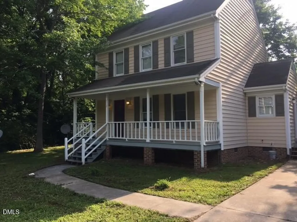 712 Kimpton Court Fuquay Varina NC 27526