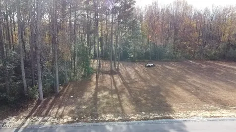 326 Lakewood Road Four Oaks NC 27524
