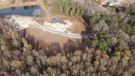 326 Lakewood Road Four Oaks NC 27524