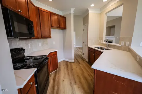 10 London Way Spring Lake NC 28390
