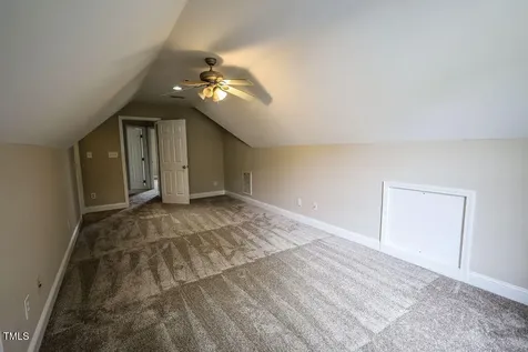 10 London Way Spring Lake NC 28390