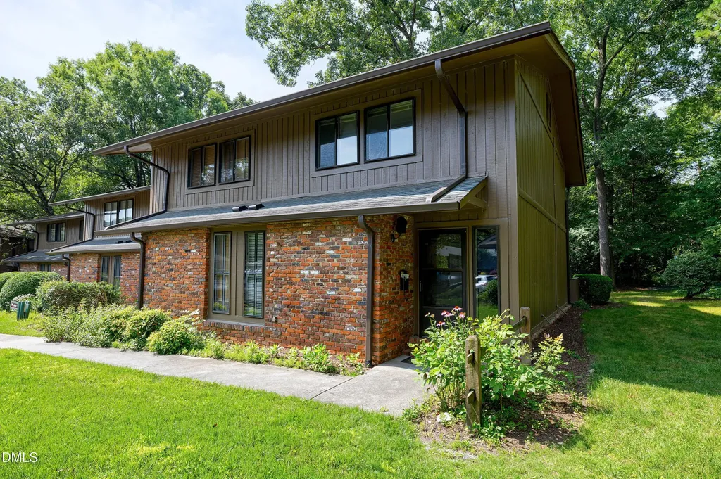 606 Oak Tree Drive Chapel Hill NC 27517