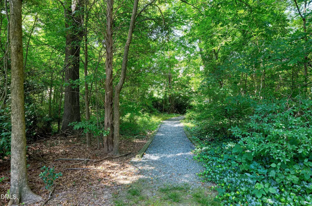 606 Oak Tree Drive Chapel Hill NC 27517