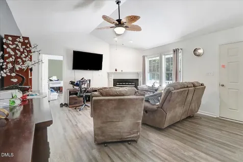 1240 Banjo Drive Zebulon NC 27597