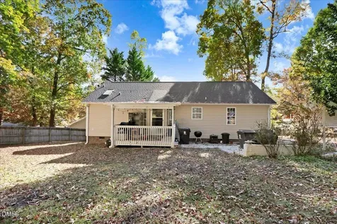 1240 Banjo Drive Zebulon NC 27597