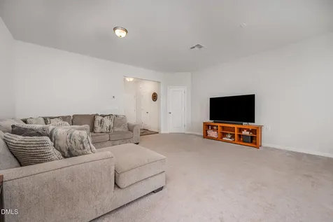 831 Mckenzie Park Terrace Wendell NC 27591