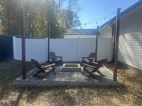 35 Kevior Avenue Four Oaks NC 27524
