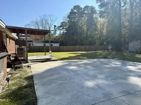 605 E 2nd Street Kenly NC 27542
