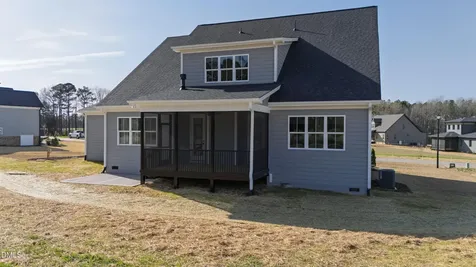 25 Wheatfield Lane Youngsville NC 27596