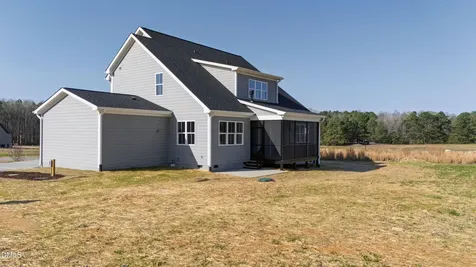 25 Wheatfield Lane Youngsville NC 27596